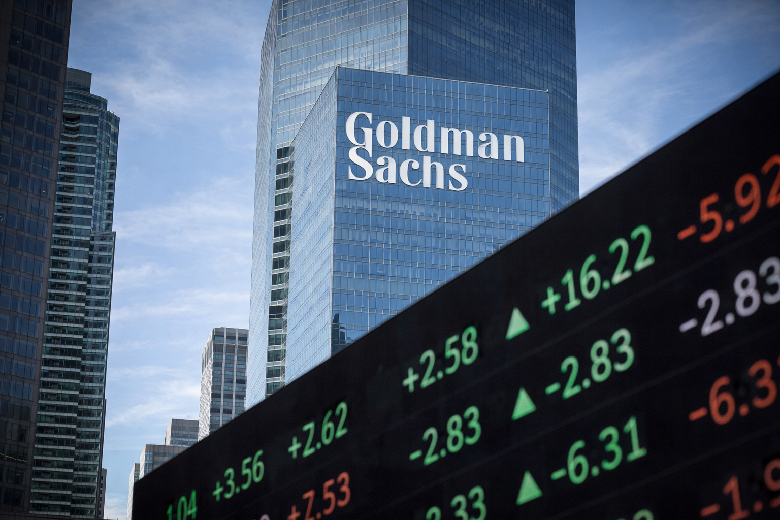 Goldman Sachs lidera las subidas del sector financiero tras resultados mejores de lo esperado