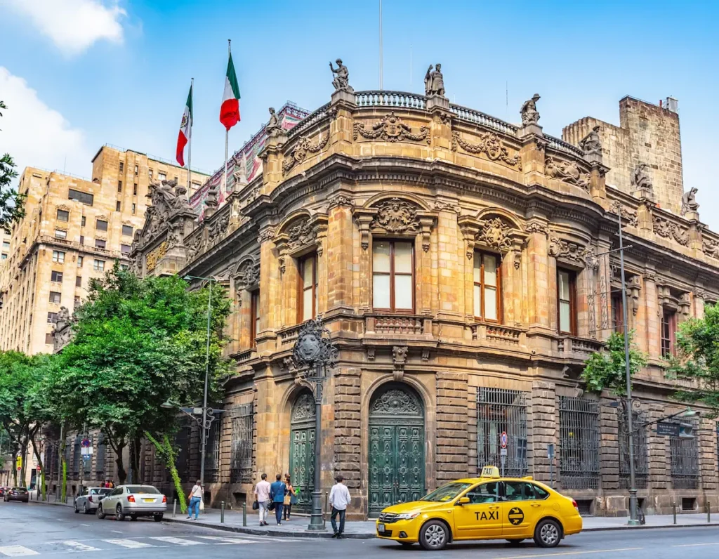 México: ¿hasta dónde puede bajar la tasa de referencia el Banco de México en 2026 sin presionar al peso?